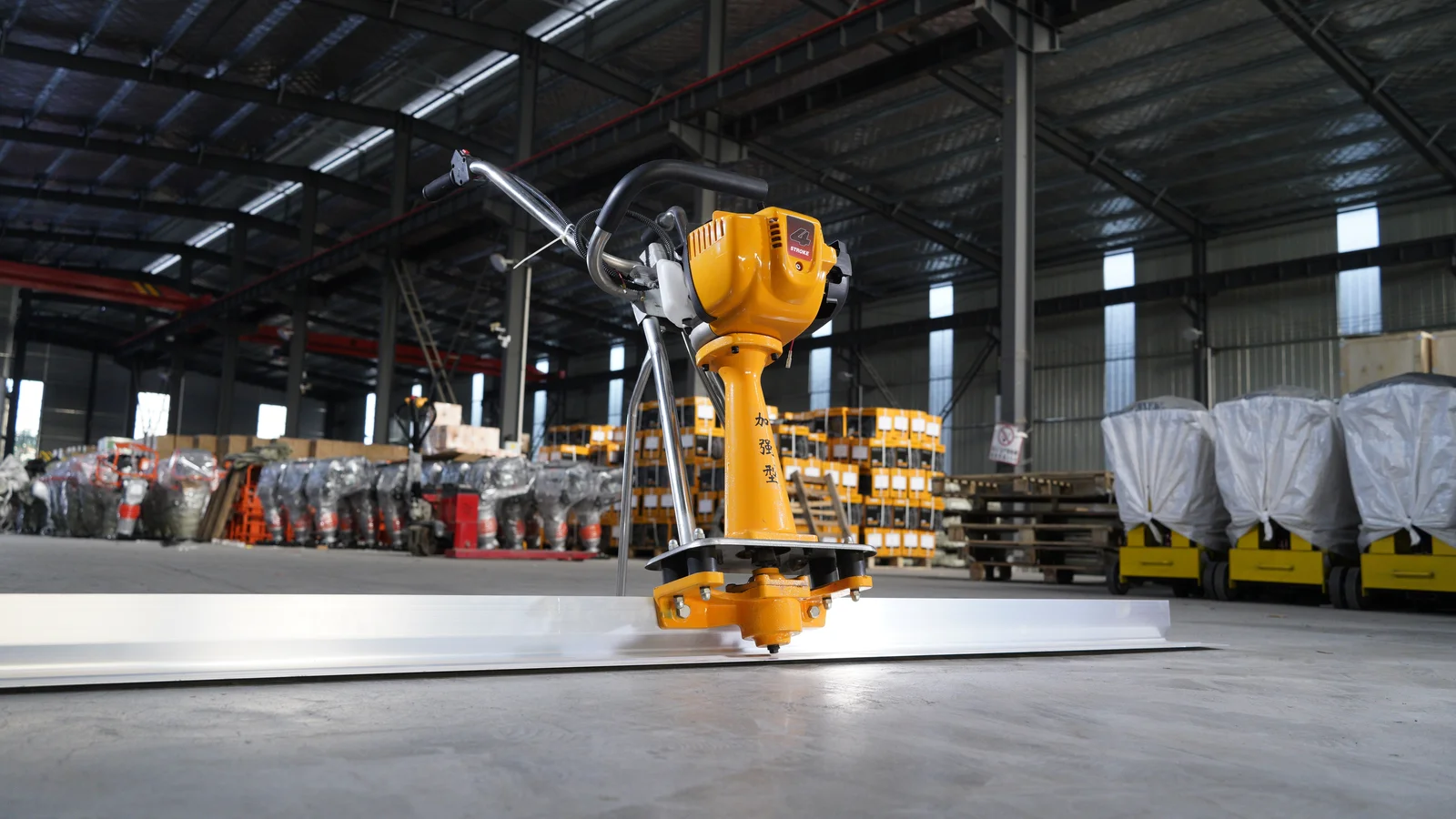 Vibratory Screed Machine 05