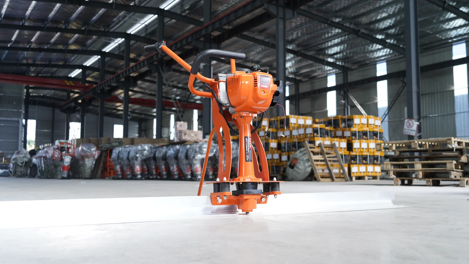 Vibratory Screed Machine 01