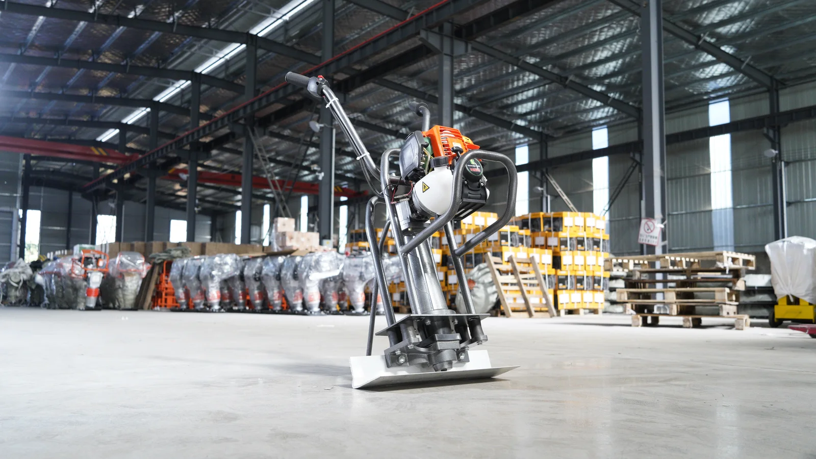 Vibratory Screed Machine 02